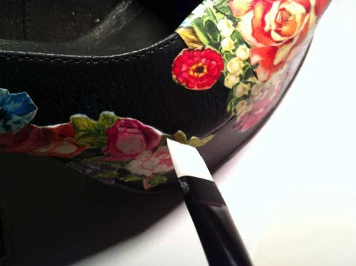 Anna_Lidstrom_DIY_FlowrShoes13.jpg