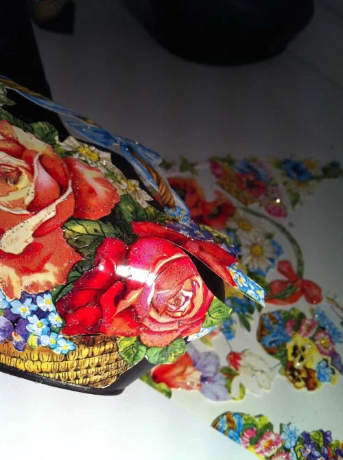 Anna_Lidstrom_DIY_FlowrShoes7.jpg