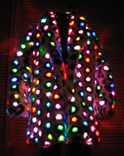 frontdarkx600.jpg