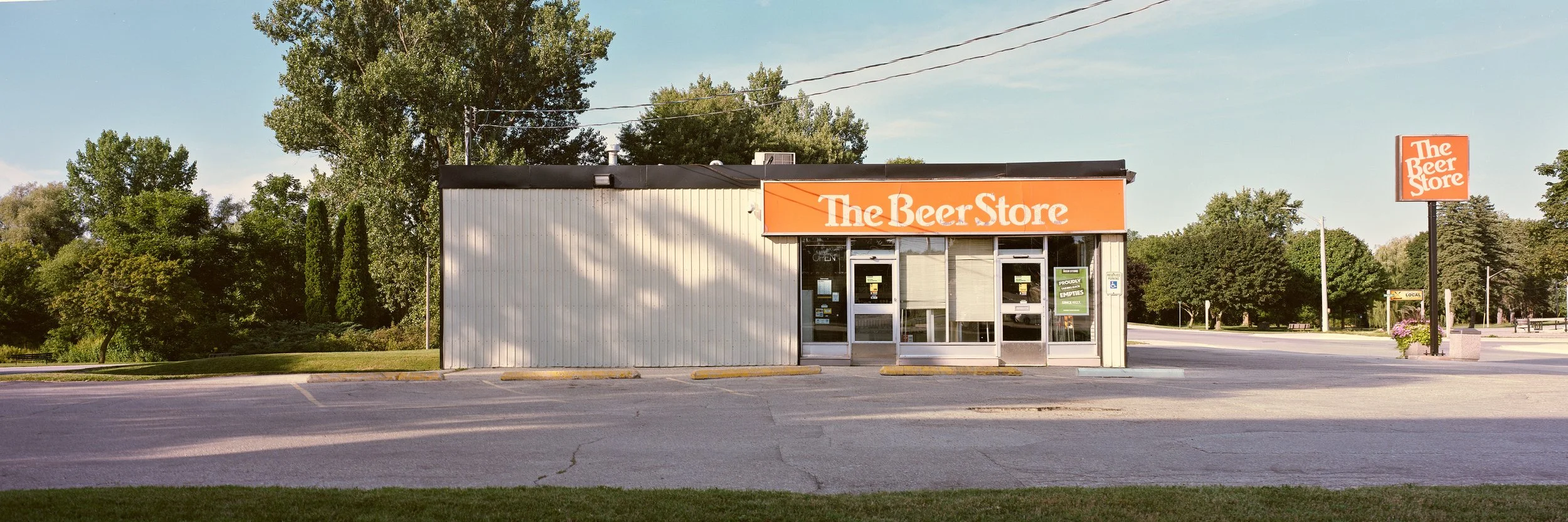 WINGHAM.jpg