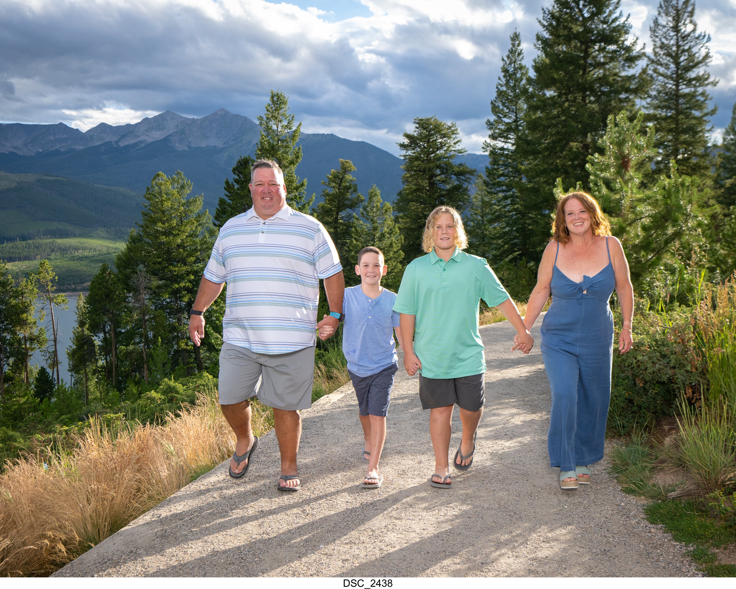 Colorado Family Portrait Photography Summit County BCEL 2022 2438- bridgett thompson .jpg