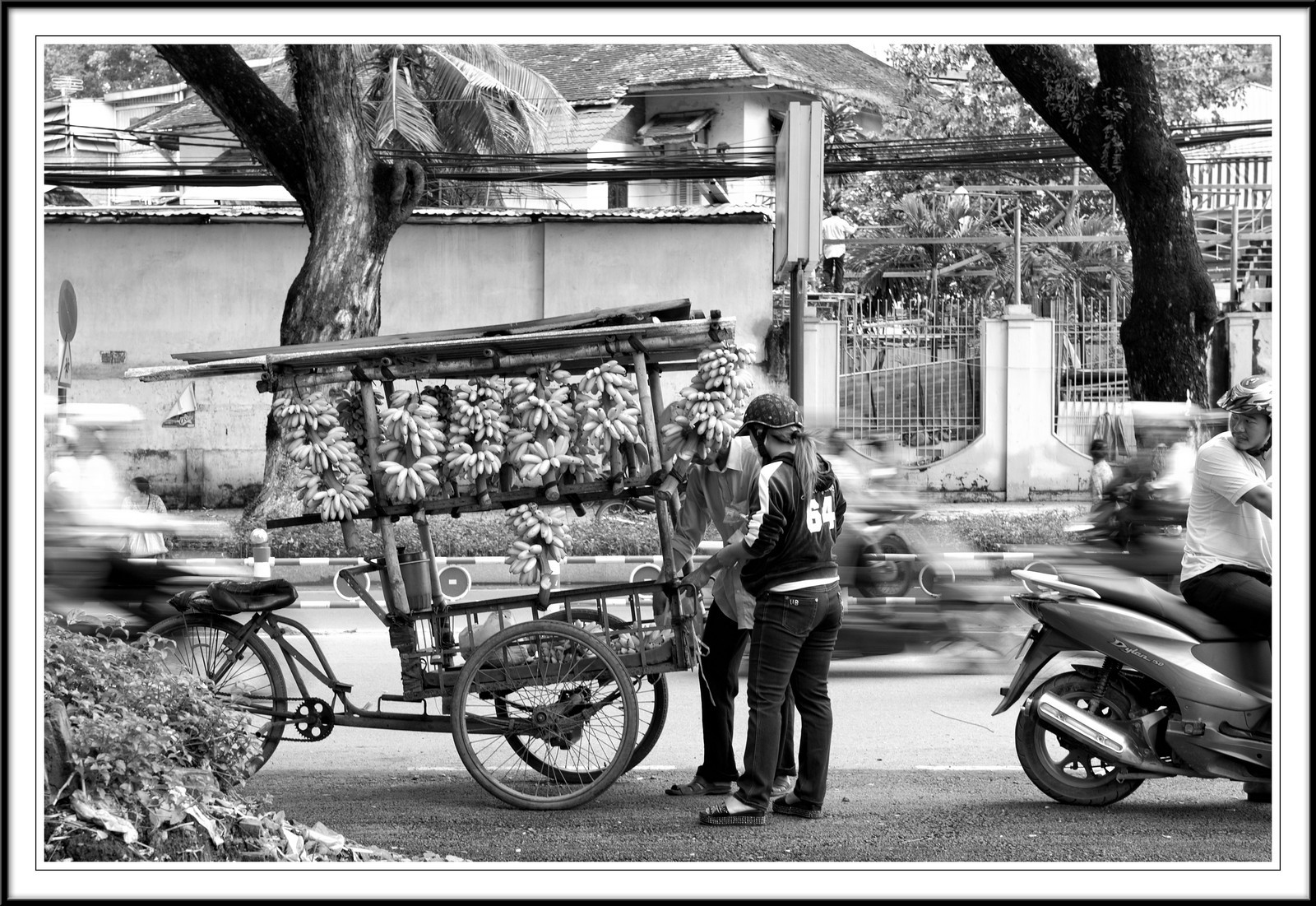      

 
  Street vendor in Saigon Vietnam
 






















     