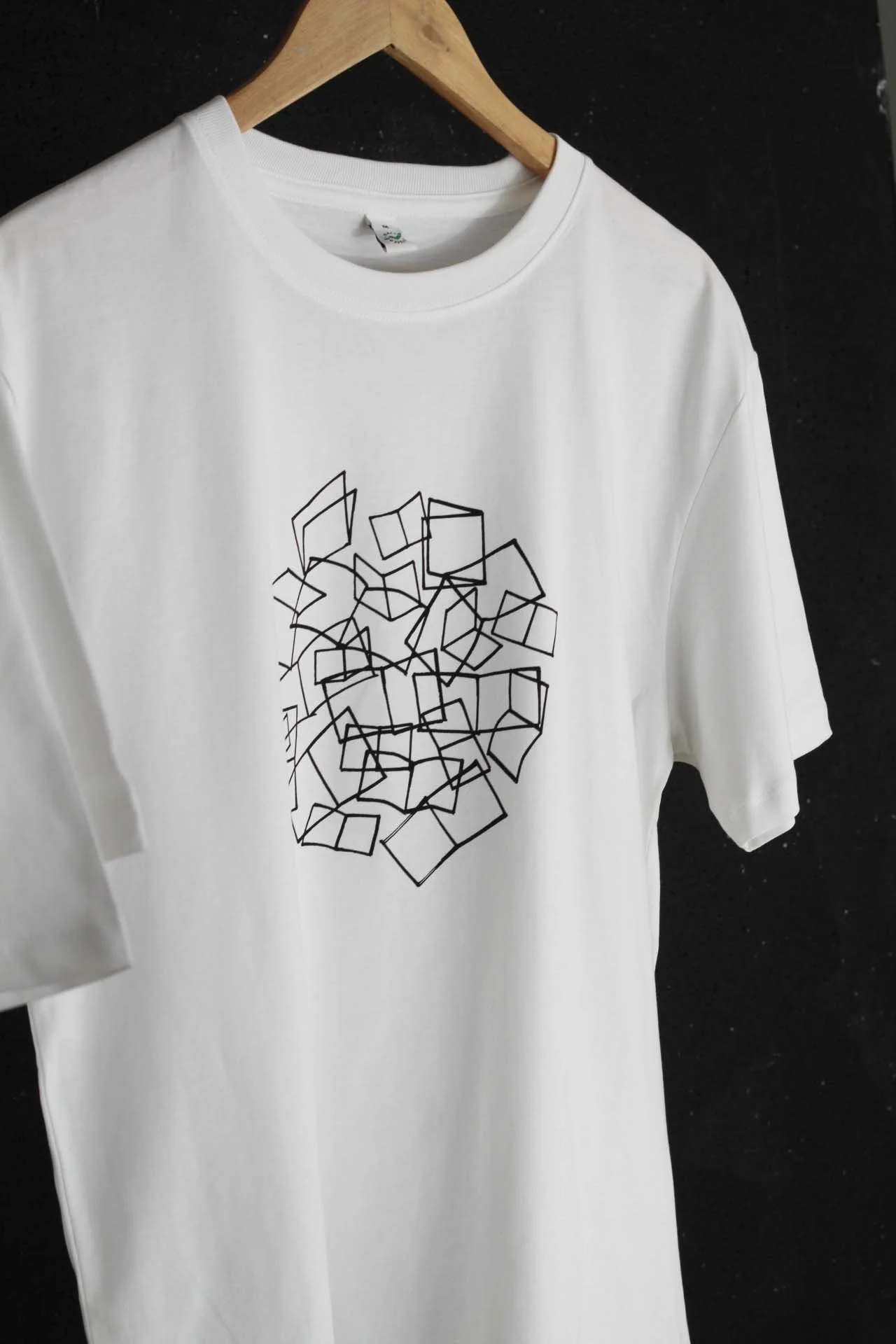 SH_BIB_WH 014.jpg