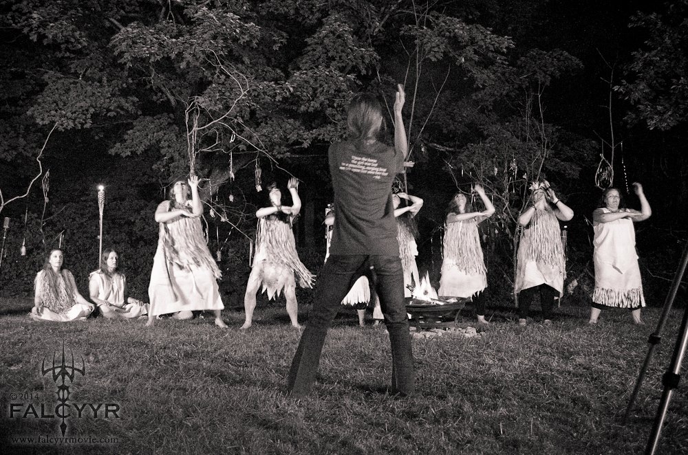 Kazi taught us the choreography for the Gaia chant, here she is leading the group. And yes she is wearing one of my tee shirt! :) Photo courtesy of Unicovia Pictures.