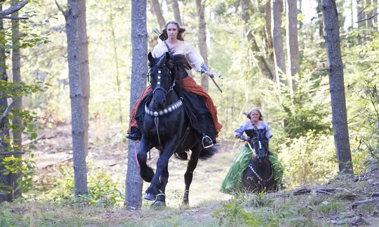 canter up trail_med.jpg