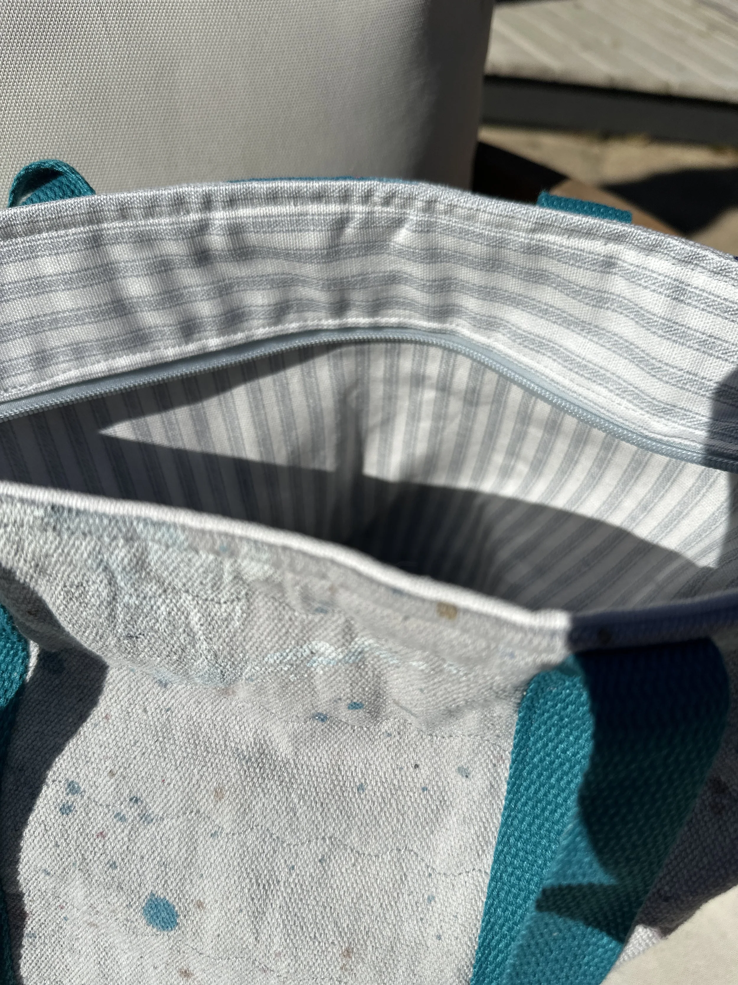 Rovy teal purple bag inside.JPG