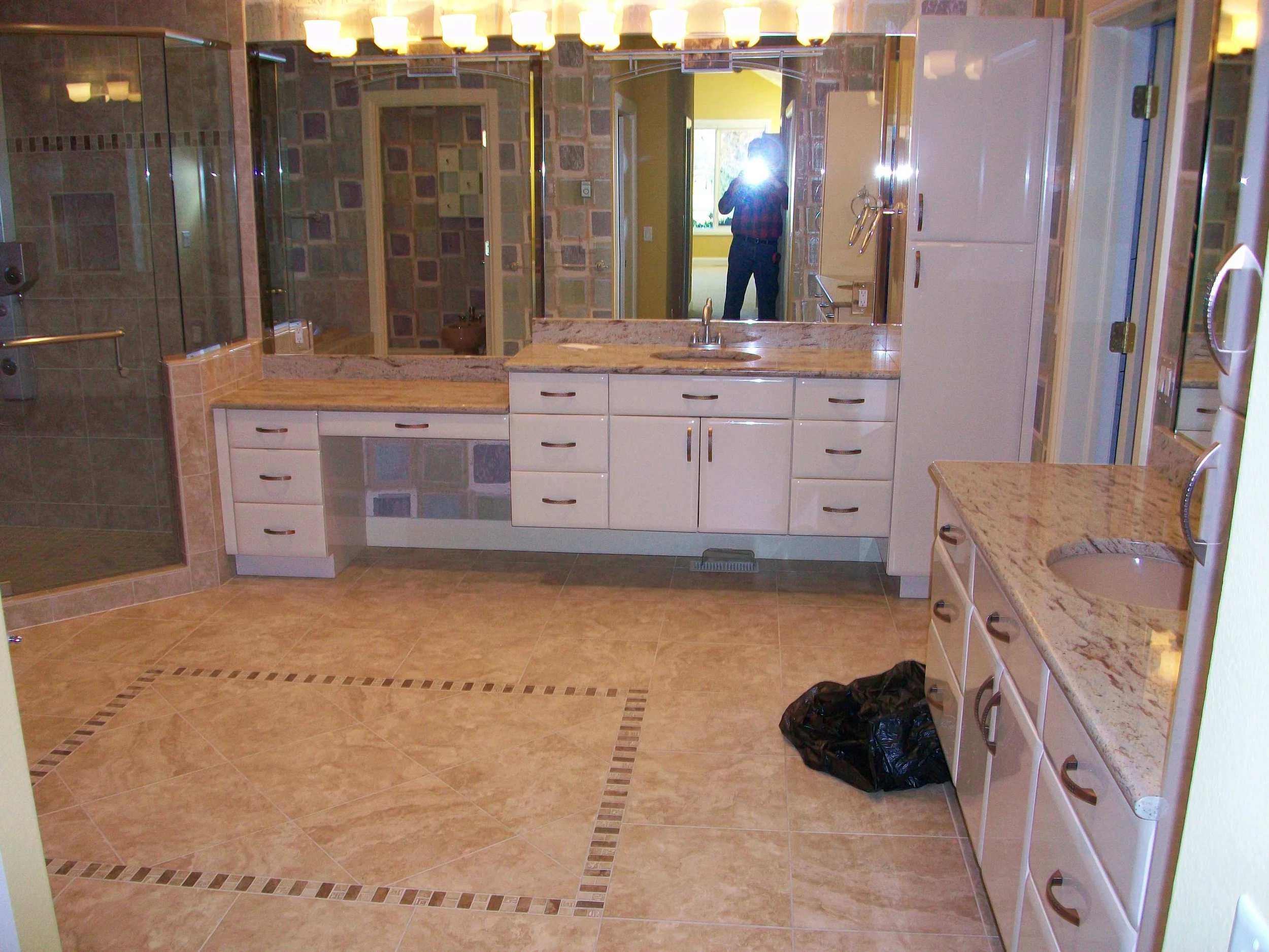 TONYS HOUSE 002.jpg