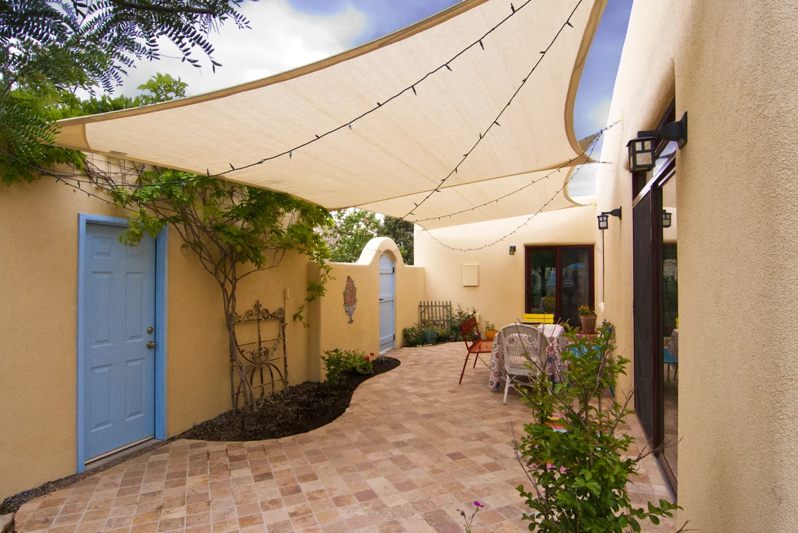 aliso_backview.jpg