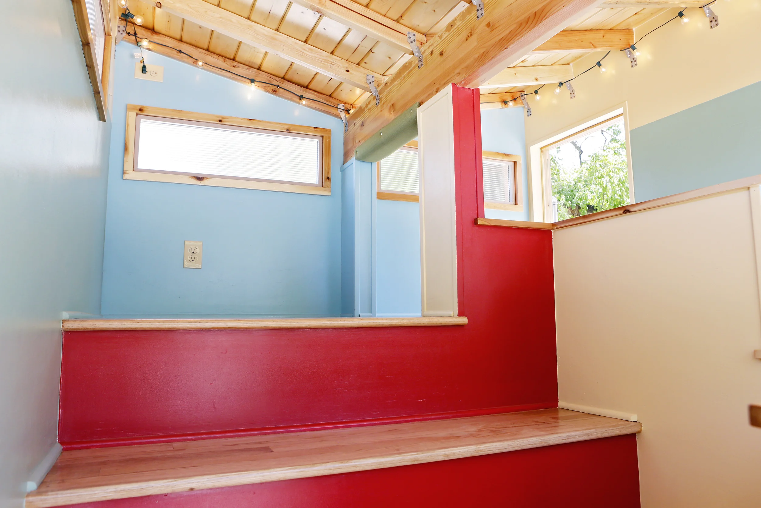 annex_playhouse_0037.JPG