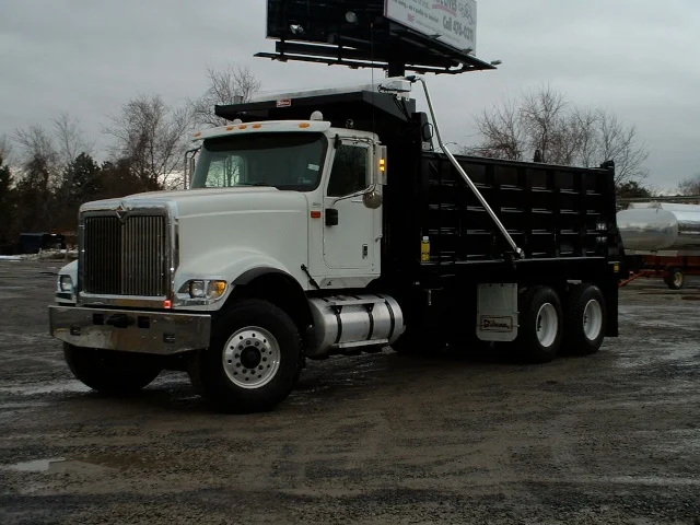 IH White & Black M1 #1.jpg