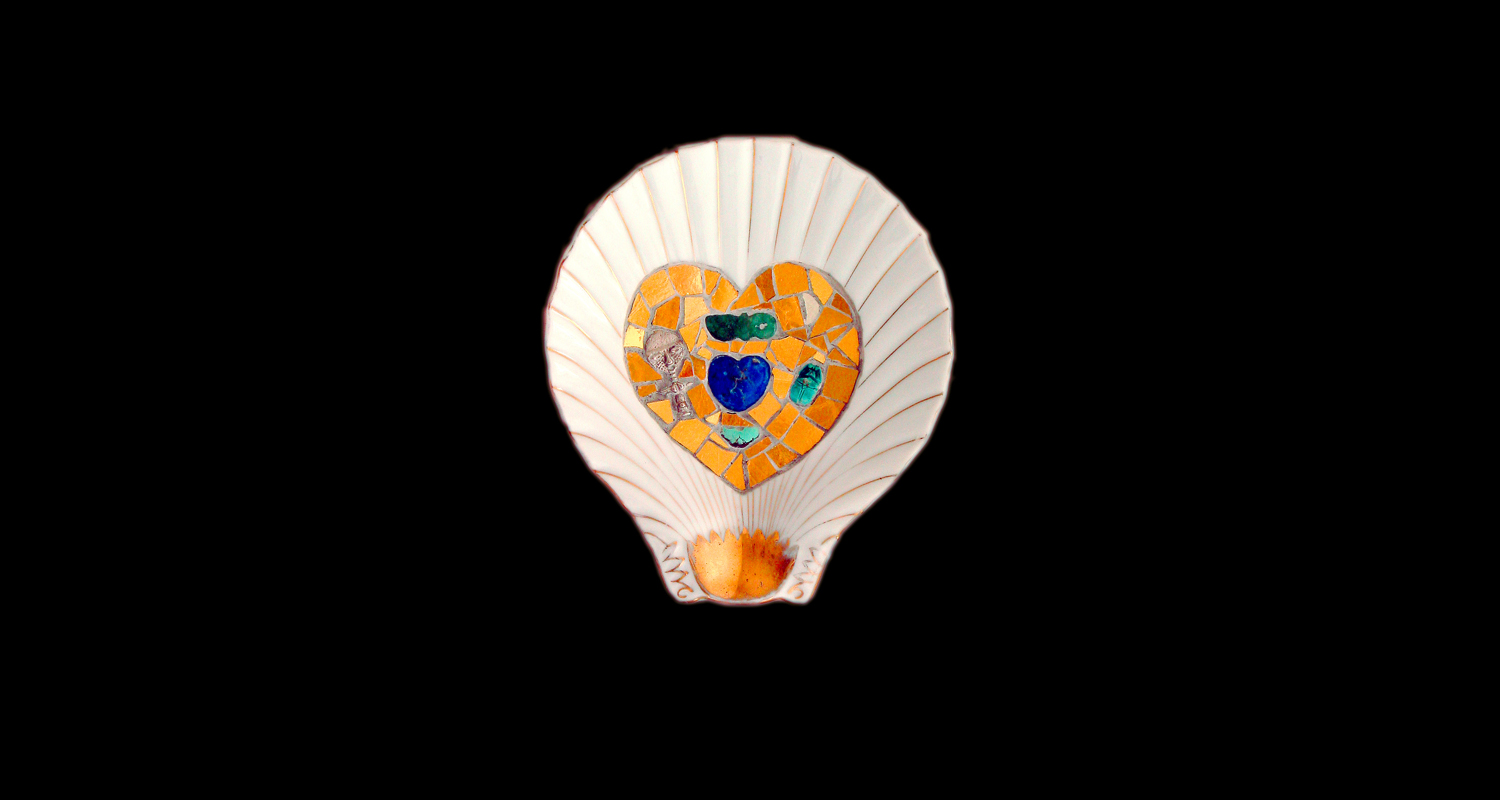 Clam Shell Love.