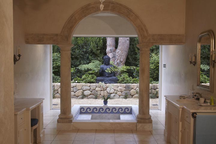 MOSAIC JACUZZI AND SHOWER