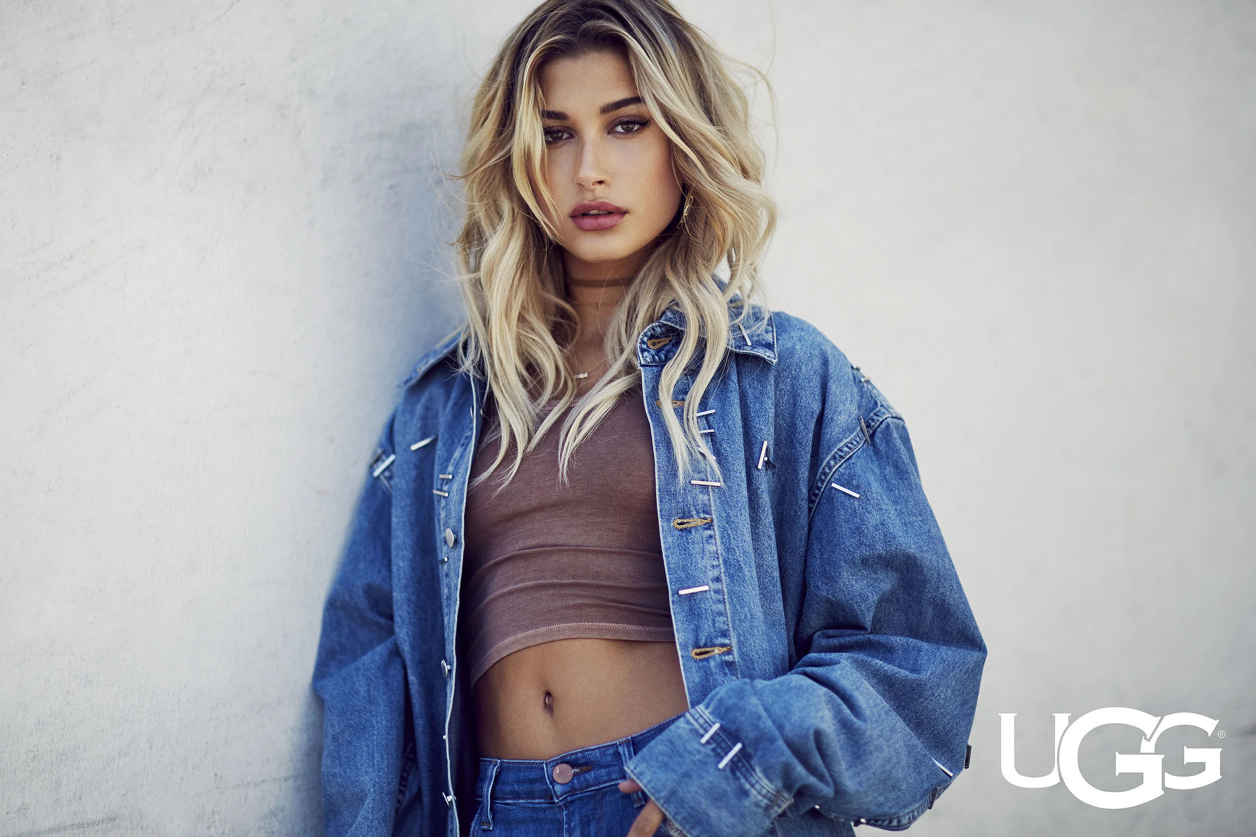 2016_08_03_UGG_Hailey_Baldwin_0041_V2.jpg