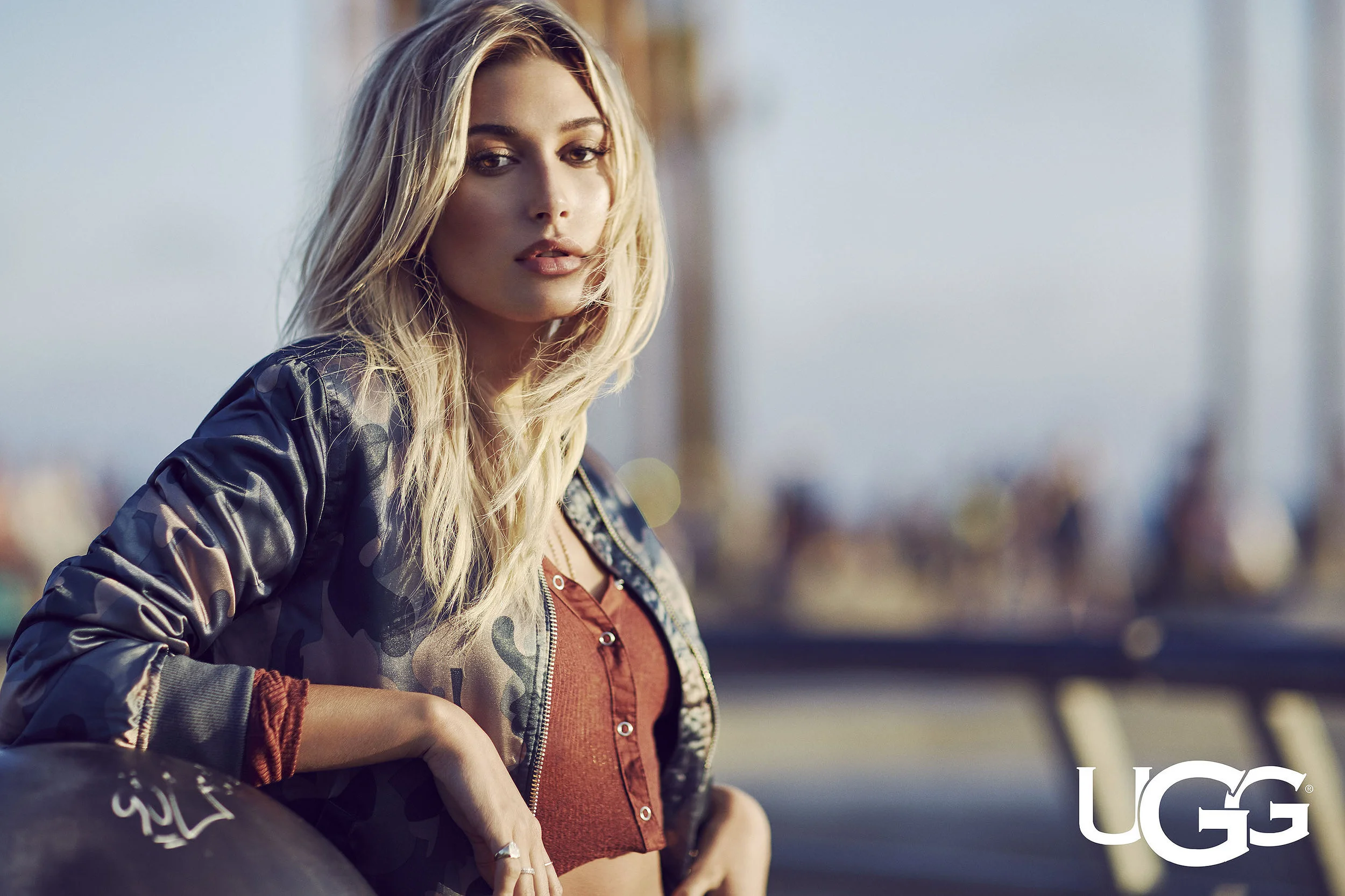 2016_08_03_UGG_Hailey_Baldwin_0983_V2.jpg