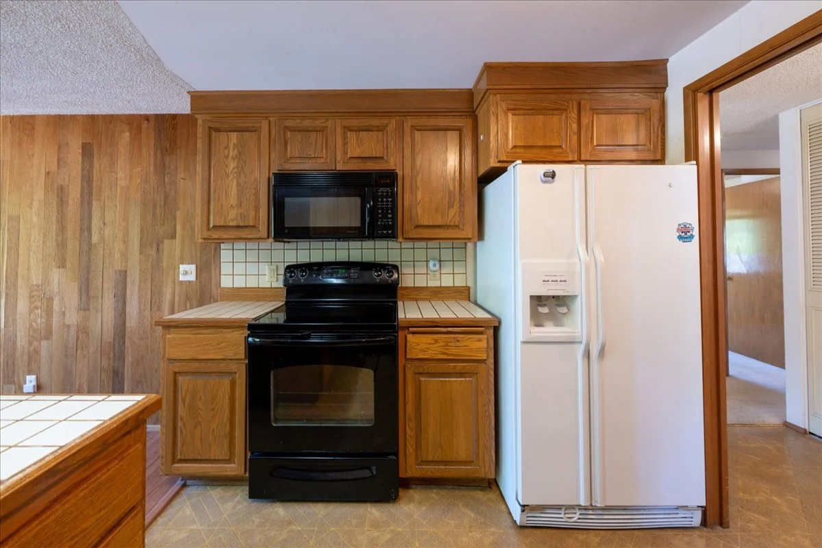 11-240711 3278 Marvin Dr-011.jpg