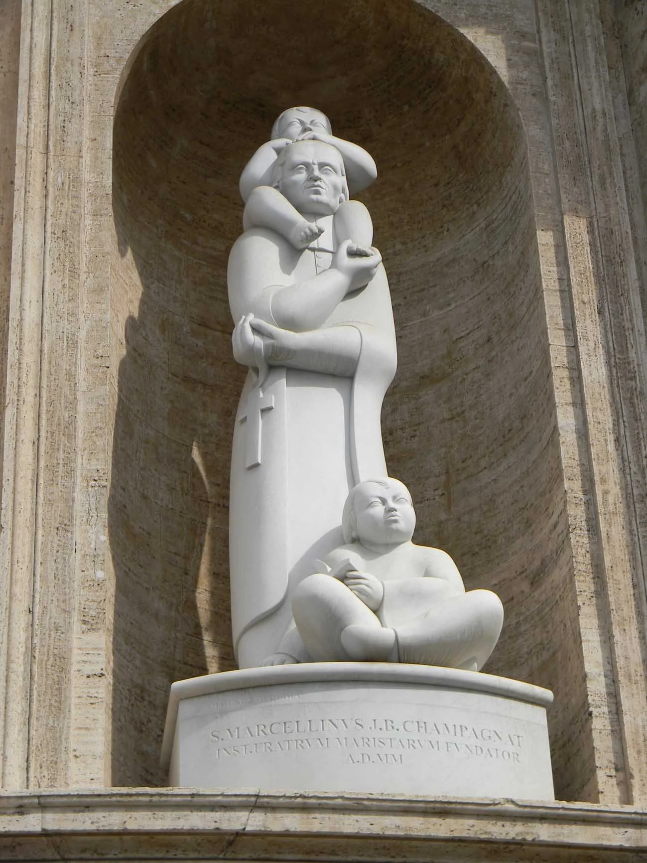 MCstatueweb.jpg