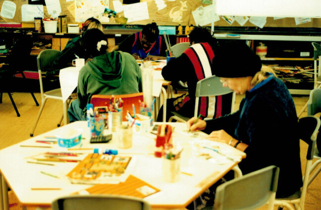 Papunya School, working with young women's class, 2000.jpg