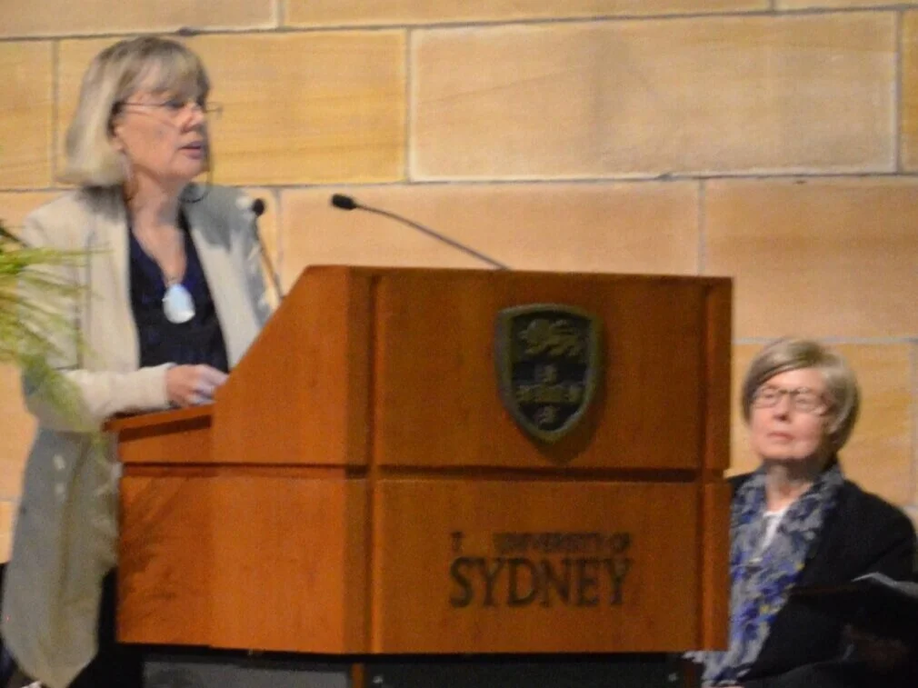 Giving+a+speech+at+Maurice+Saxby+memorial%2C+USyd%2C+2015.jpg
