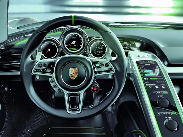 porsche-918-spyder-3.jpg