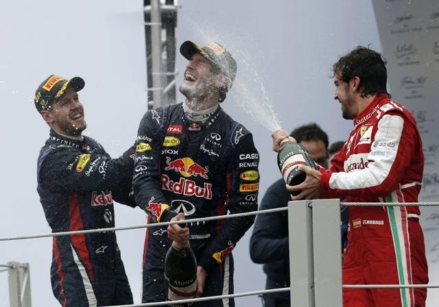 Webber-Interlagos-4-640x448.jpg