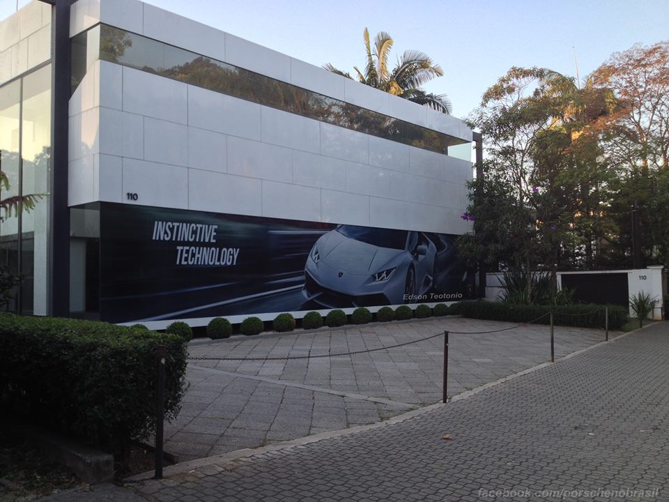 Foto da fachada da Lamborghini SP - Por: Edson Teotonio