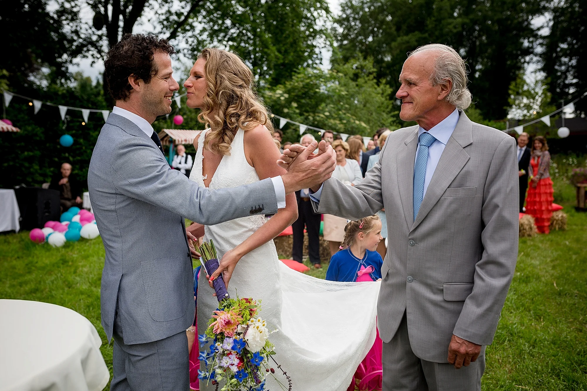 bruidsfotograaf-brabant-trouwen-in-het-bos-festivalbruiloft-vught-haaren_0086.jpg