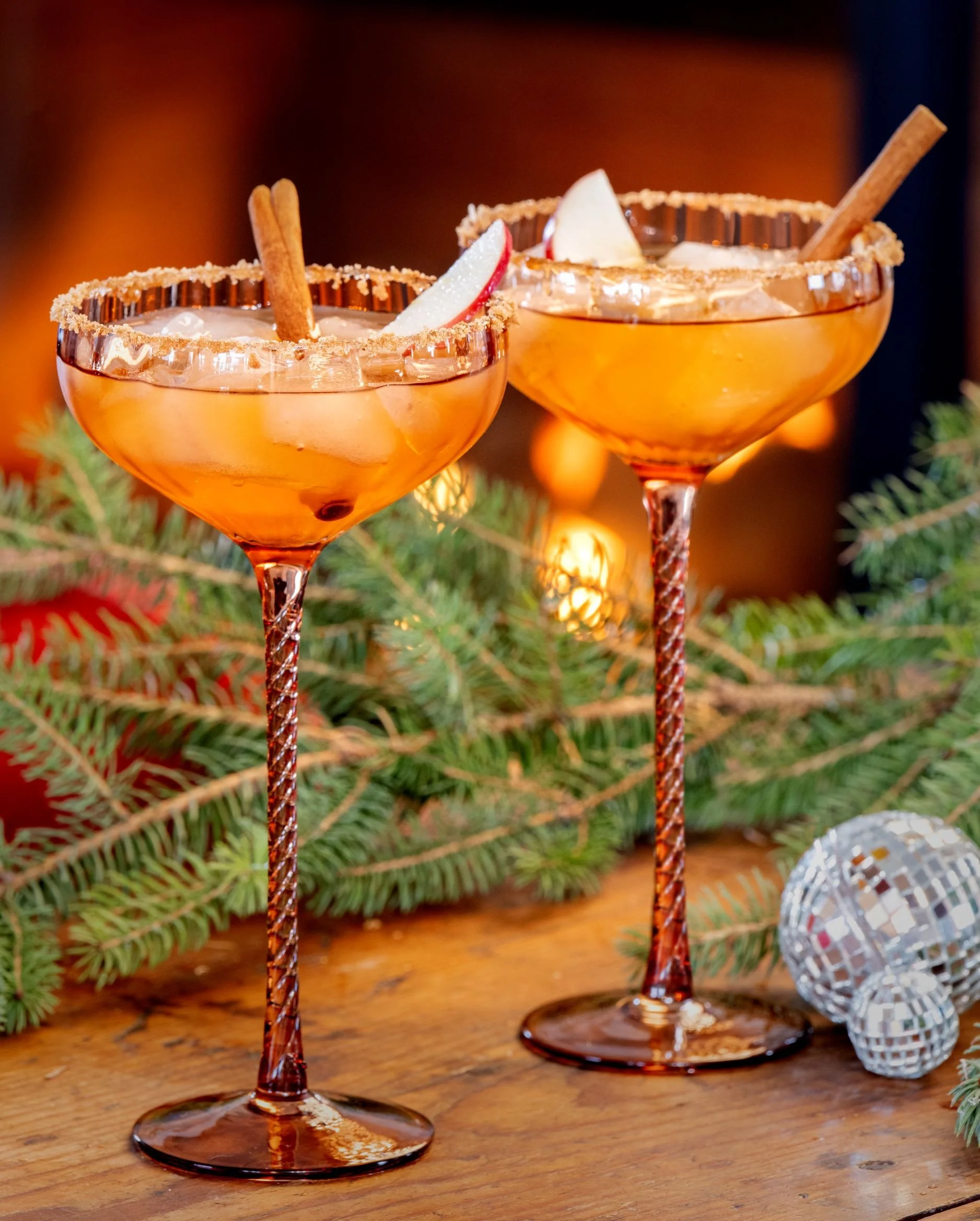 apple pie cocktail W.jpg