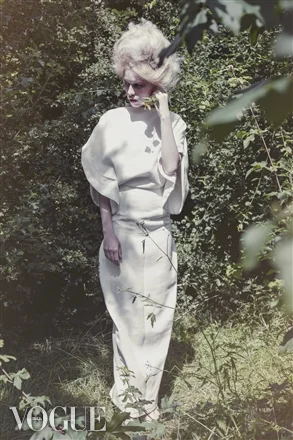 VOGUE IT-2.jpg