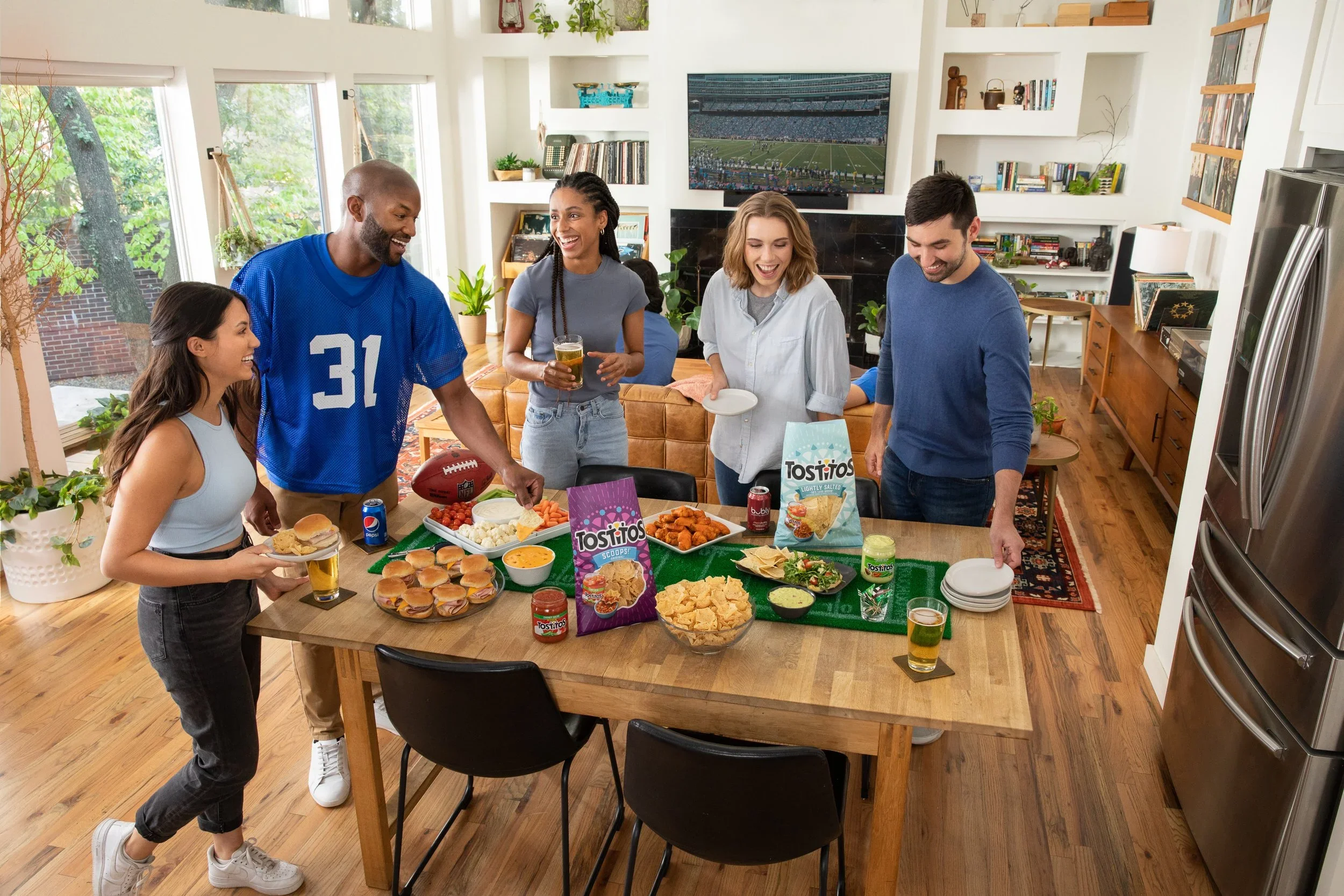 web_TOSTITIOS_SHOT06_0584-Edit.webp