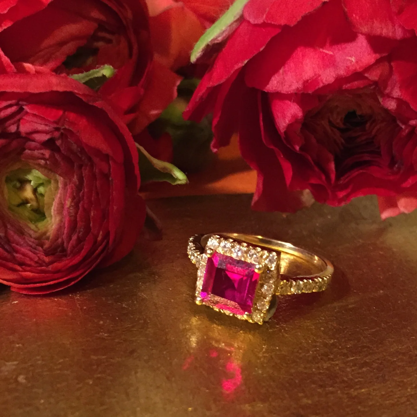 ruby-ring-ranunculus.jpg