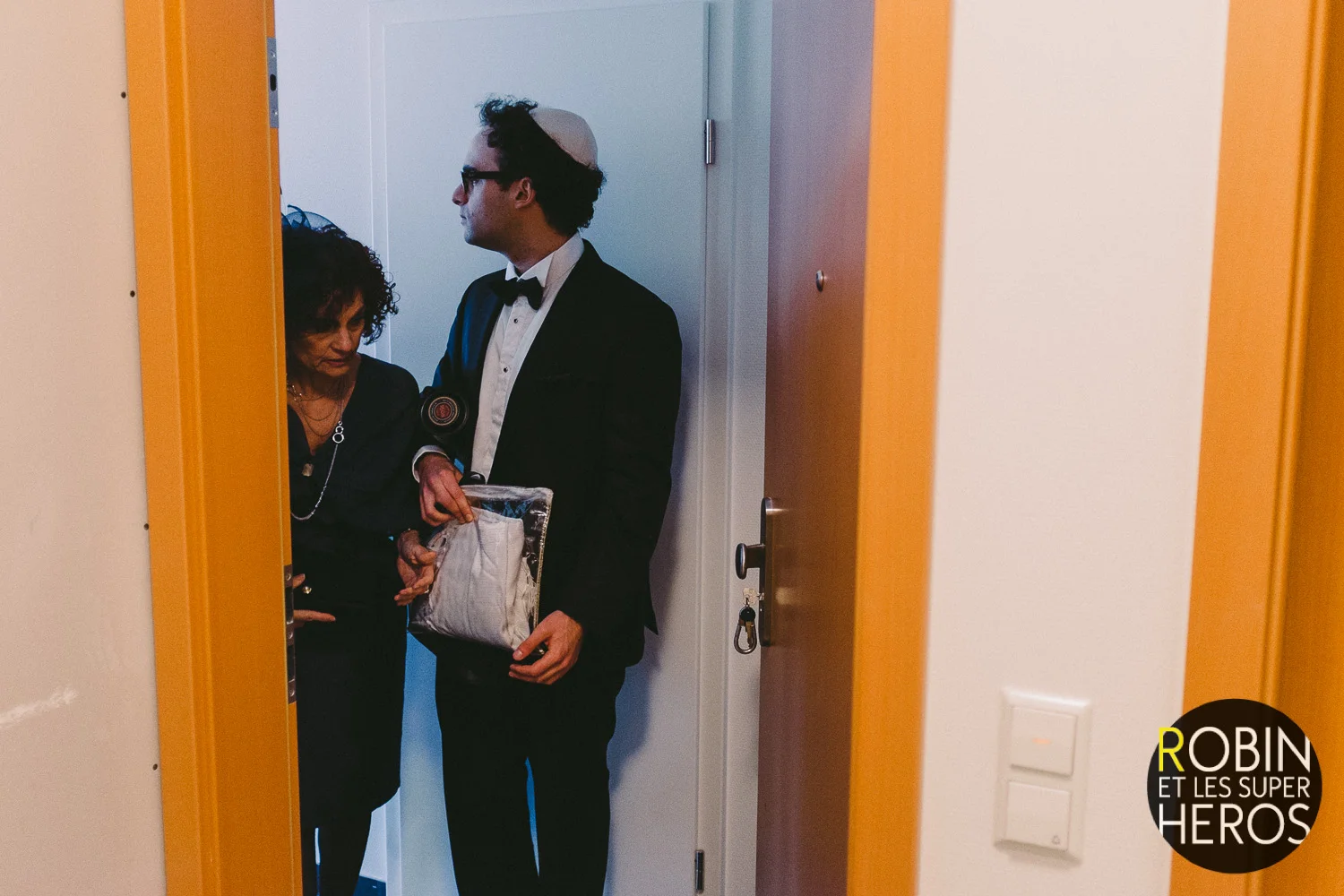 photographe-mariage-all-confessions-juif-lyon-robin-et-les-super-heros_113.jpg