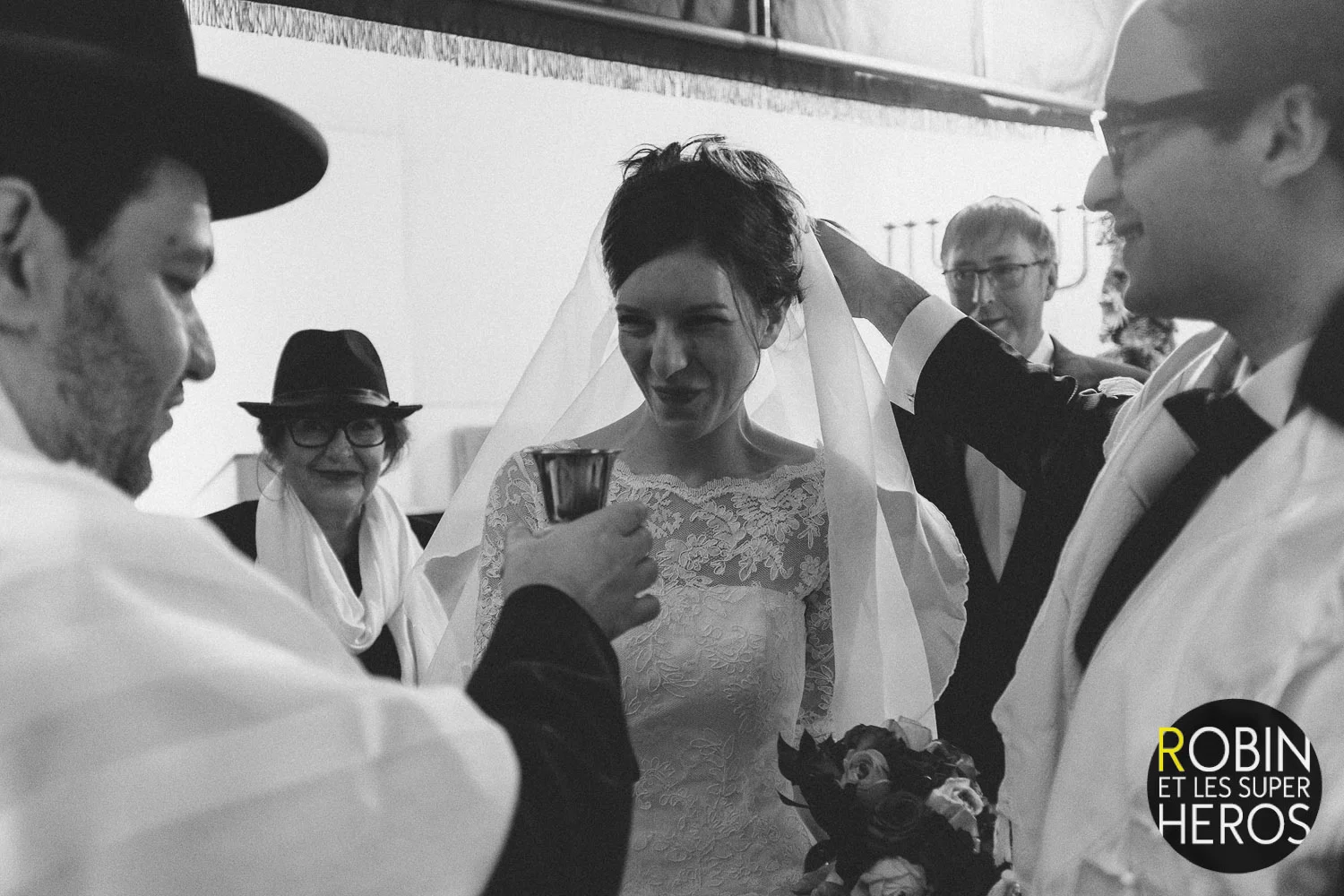 photographe-mariage-all-confessions-juif-lyon-robin-et-les-super-heros_169.jpg
