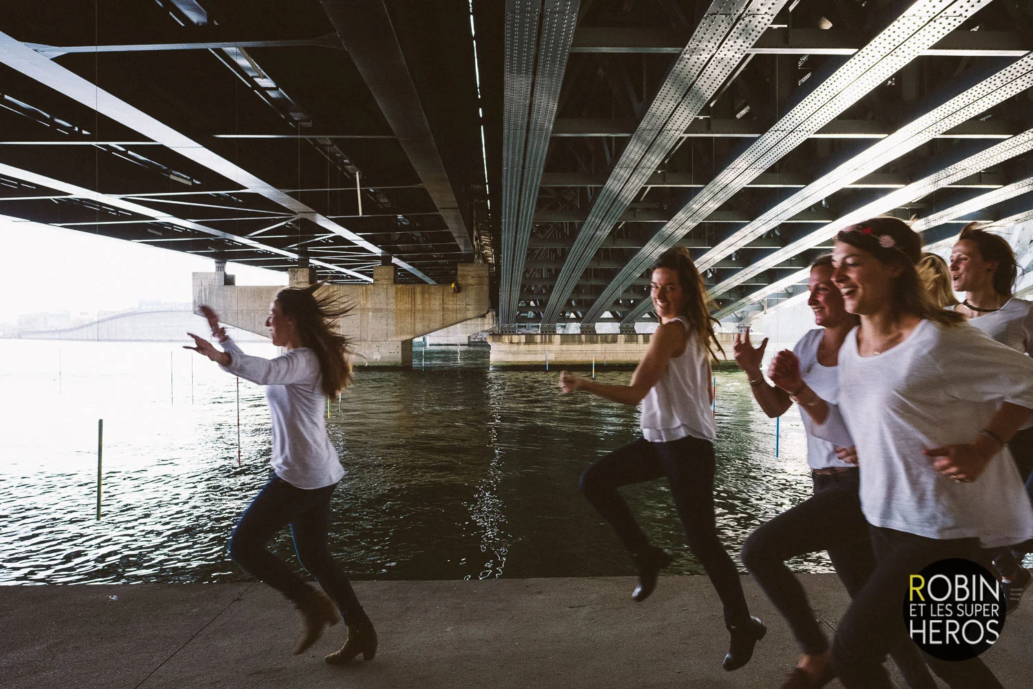 gabrielle_evjf_mariage_photographe_lyon_robinetlessuperheros_014.jpg