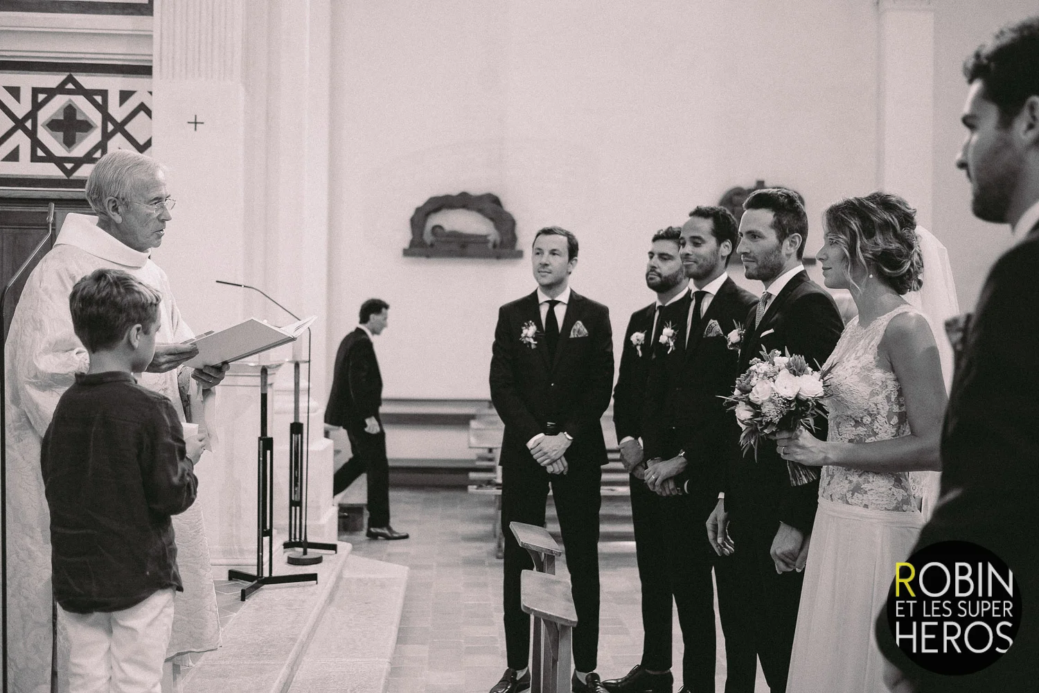 maud_william_photographe_mariage_chateau_de_pizay_robinetlessuperheros_154.jpg