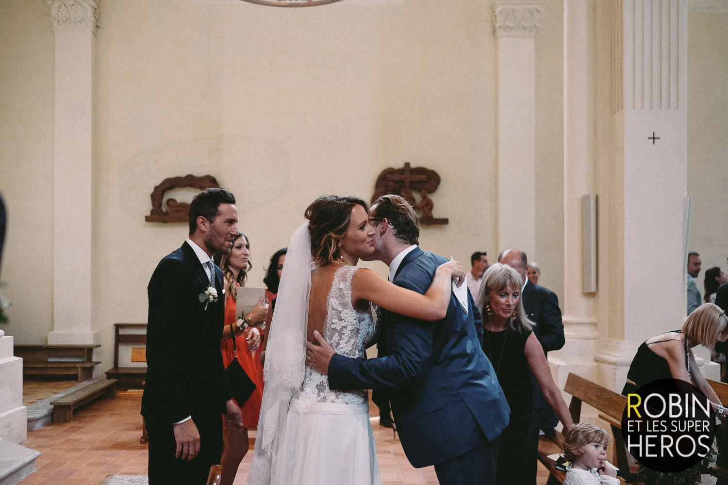 maud_william_photographe_mariage_chateau_de_pizay_robinetlessuperheros_178.jpg