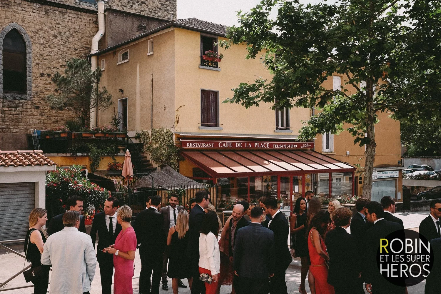 maud_william_photographe_mariage_chateau_de_pizay_robinetlessuperheros_201.jpg