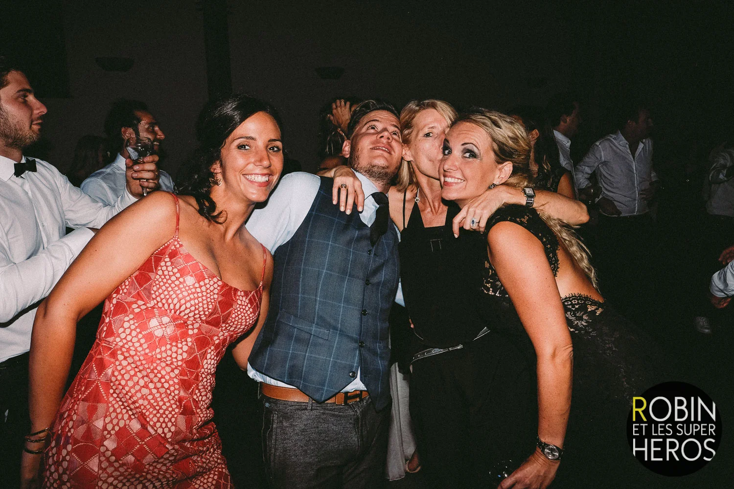 maud_william_photographe_mariage_chateau_de_pizay_robinetlessuperheros_407.jpg