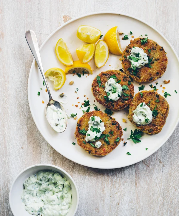 CrabCakes-051_V1_final.jpg