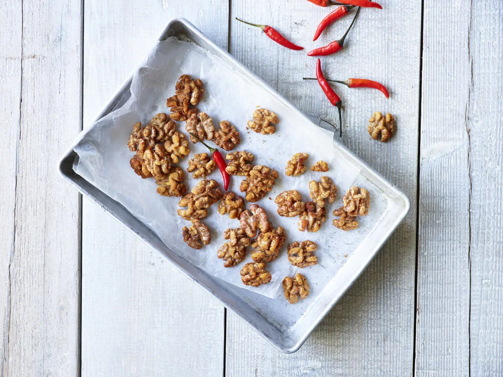 Fiery_Hot_Chedar_Walnuts_7750.jpg