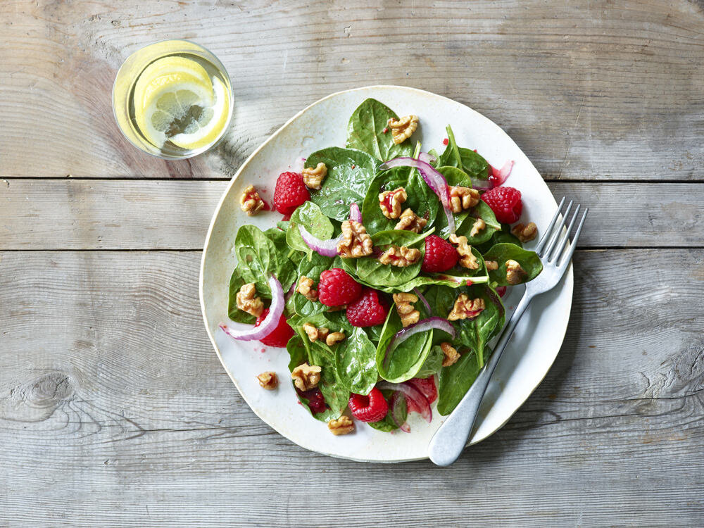 Walnut_Raspberry_Salad_v2_7233.jpg