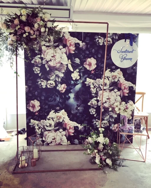 Arbour & backdrop.JPG