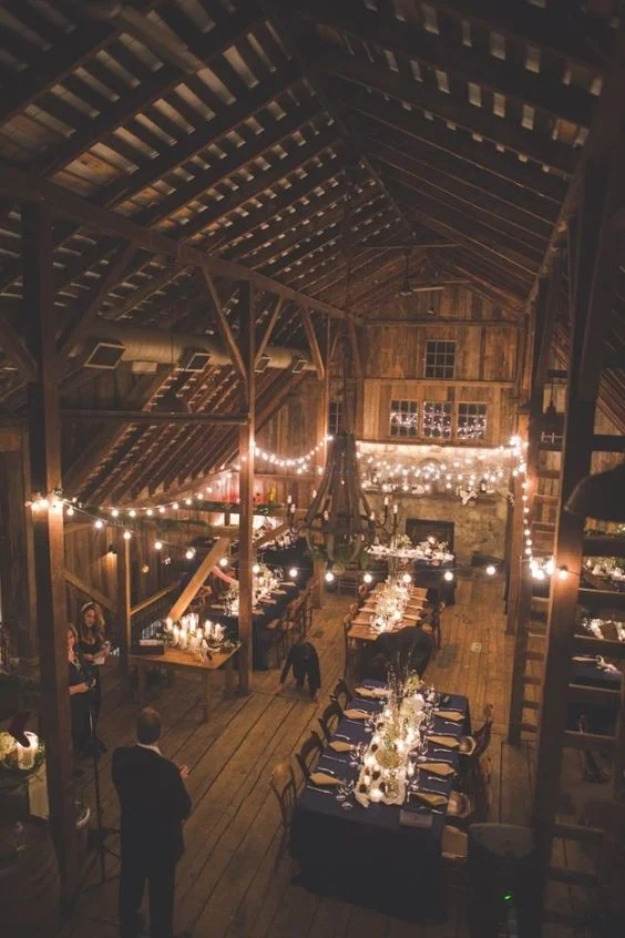Barn wedding.jpg