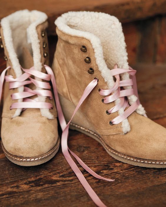 Bride ugg boots 1.jpg