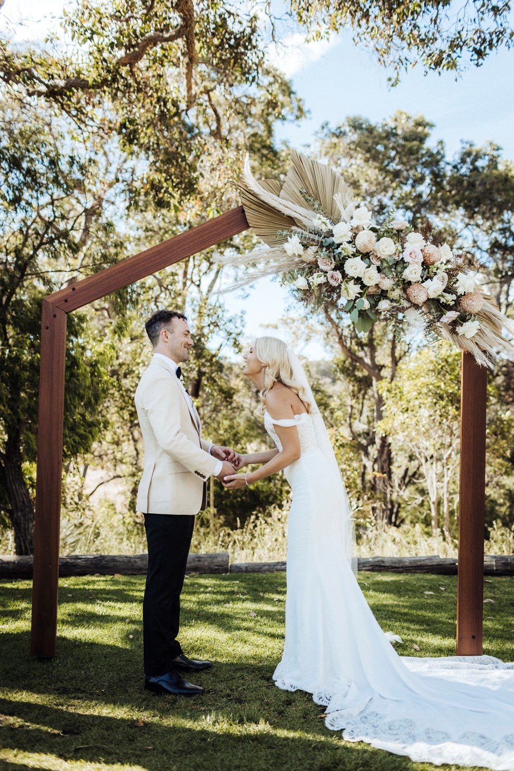 RW Bride groom arbour.jpg