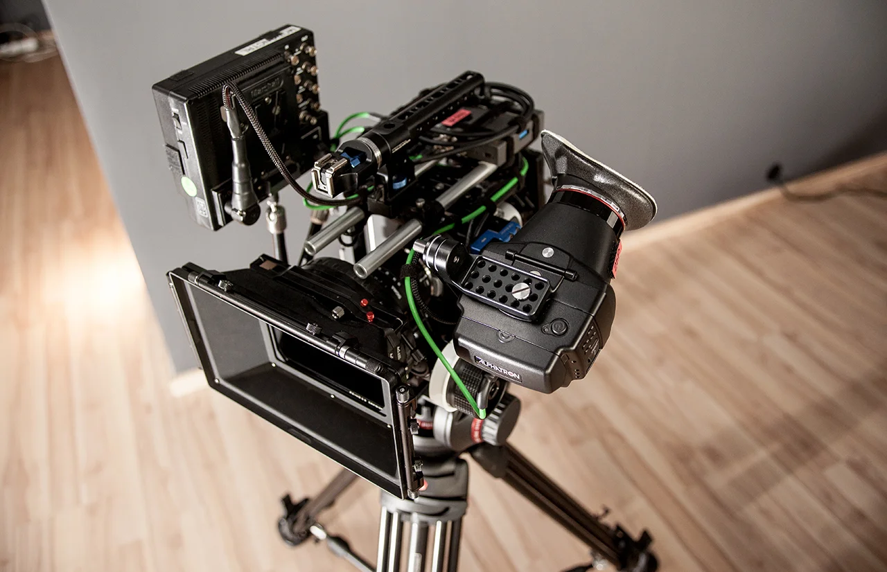 TILTA Rigged BMCC with Alphatron EVF, Marshall 7", ARRI MMB-1, Chrosziel FF, SIGMA 8-16mm and a LOT of cables ;)