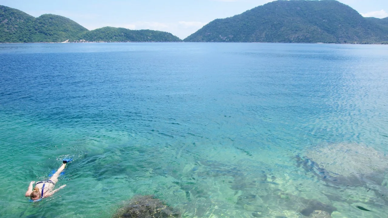 snorking off Thumbi Island