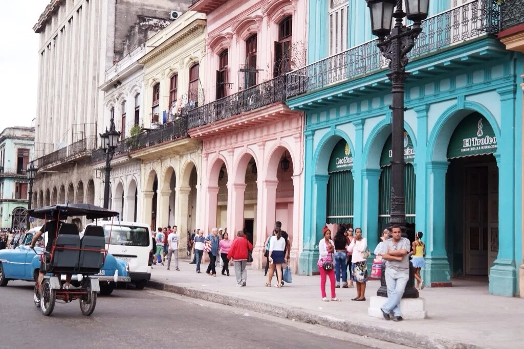 ABrandNewLife_OldHavana01.jpg