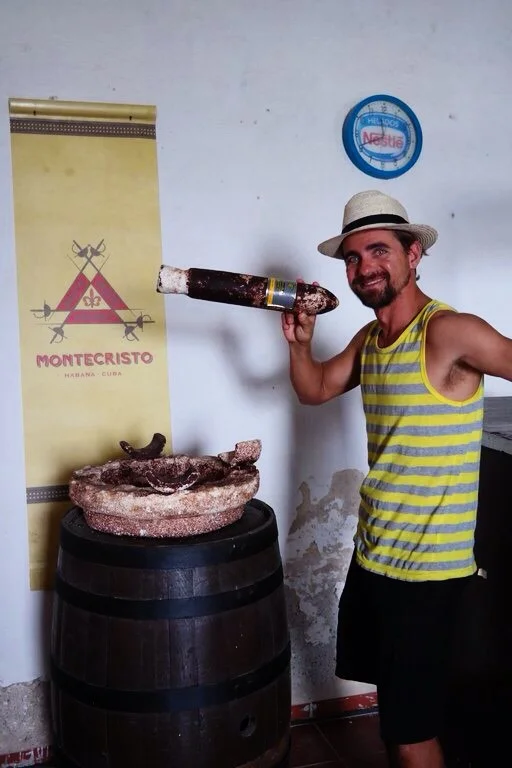 Rufus and his big cigar - Fortaleza de San Carlos de la Cabana