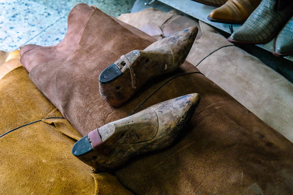 cobbler's tools