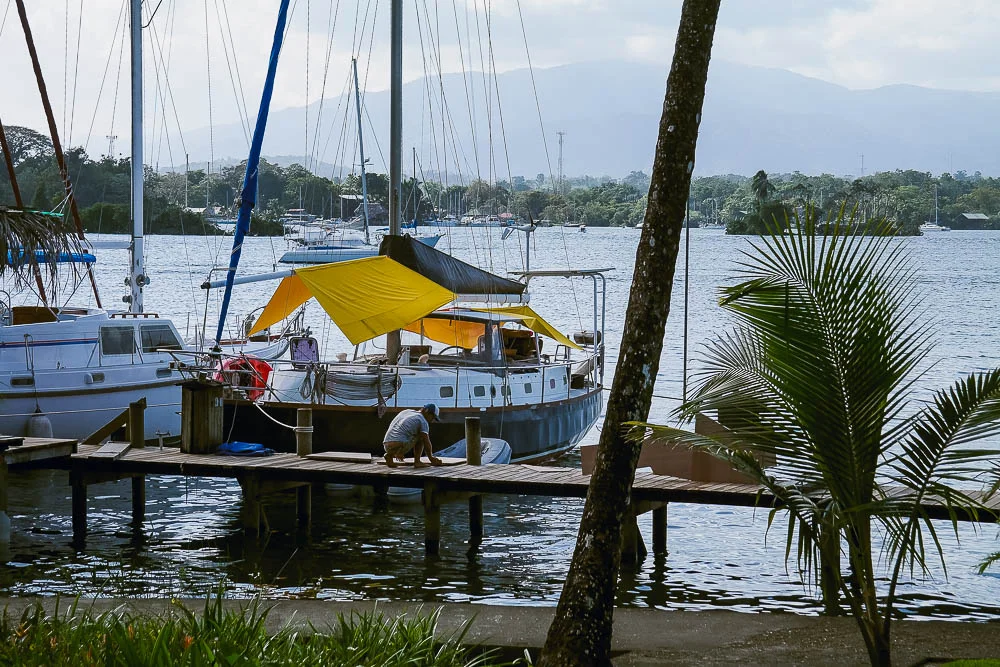 Feb 2016: back in Guatemala, at NanaJuana Marina, making new floor boards for the master cabin